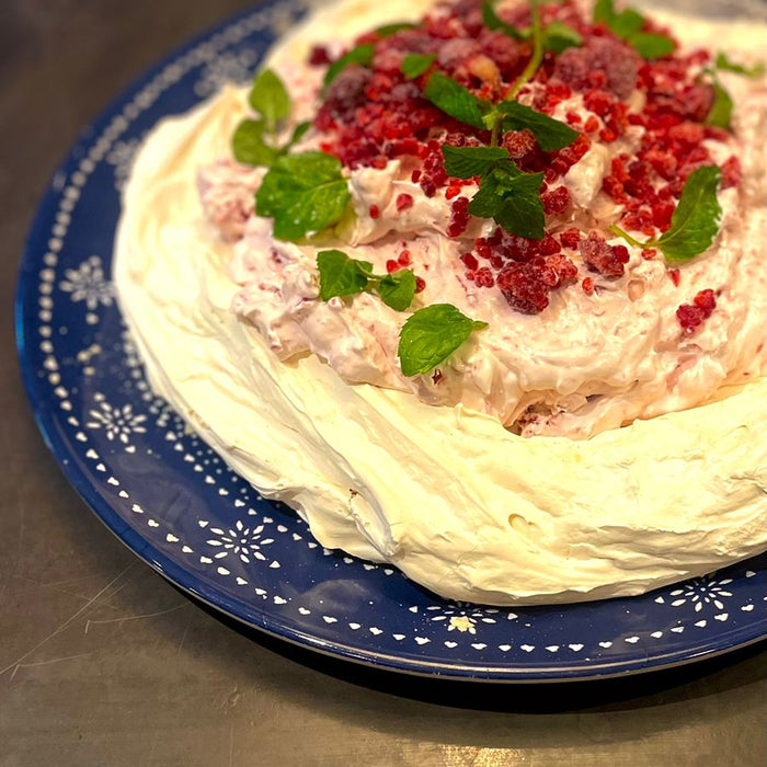 Pavlova de frambuesas | Pia Jarpa