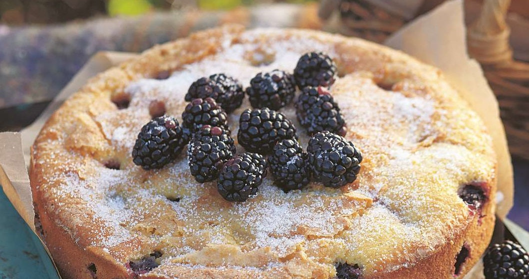 Queque de Zucchinis y Moras